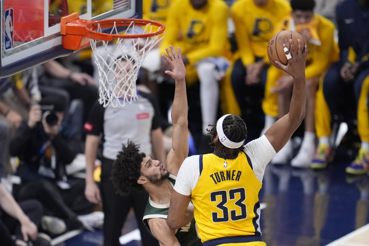 英雄联盟-清晨密尔沃基雄鹿防线松动：全明星赛节点到来，管理层满意，控场能力受关注的简单介绍